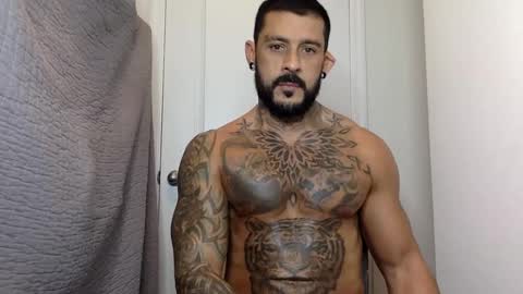 Snapshot of fabianelgalan chatting on 12-23-24, 04:12 Fabianelgalan online show from 12-23-24, 04:12