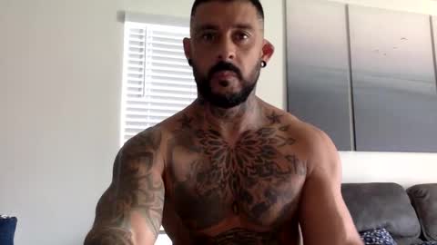 Snapshot of fabianelgalan chatting on 01-24-25, 05:00 Fabianelgalan online show from 01-24-25, 05:00