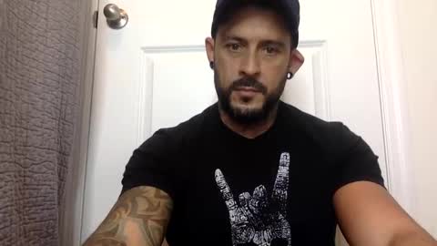 Snapshot of fabianelgalan chatting on 03-04-25, 04:17 Fabianelgalan online show from 03-04-25, 04:17