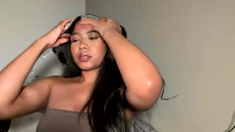 Snapshot of fabianna_laraa chatting on 07-05-26, 06:09 Thianna online show from 07-05-26, 06:09