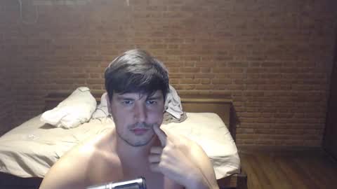 Snapshot of fabio_rodrigues chatting on 01-23-25, 12:04 fabio_rodrigues online show from 01-23-25, 12:04