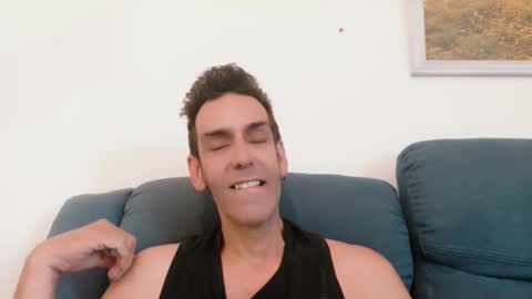 Snapshot of fabiolorain chatting on 05-26-26, 07:15 Fabio online show from 05-26-26, 07:15