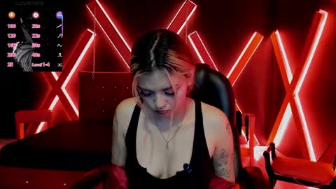 Snapshot of fabzy_fab chatting on 03-30-26, 11:55 fabzy online show from 03-30-26, 11:55