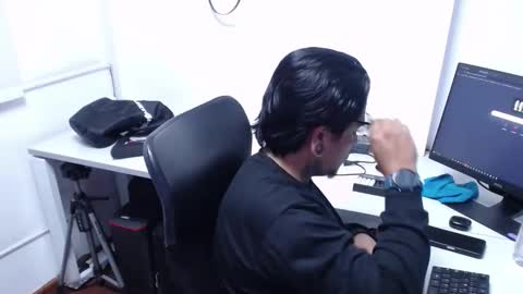 camilo  online show from 04-05-26, 08:39