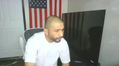 Snapshot of faded805 chatting on 03-16-26, 01:15 Mark online show from 03-16-26, 01:15