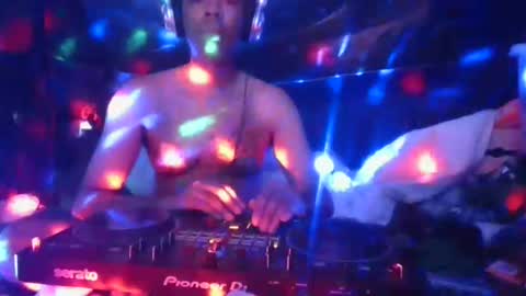 fadeyisteven32 online show from 07-04-26, 05:46