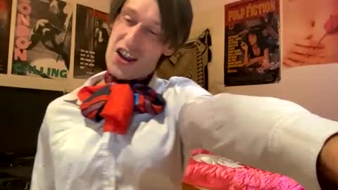 Snapshot of fagboysissy chatting on 06-30-26, 12:00 fagboysissy online show from 06-30-26, 12:00