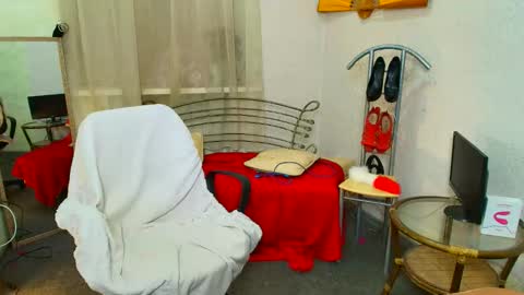 Snapshot of faiirylight chatting on 02-18-26, 07:48 Eve online show from 02-18-26, 07:48