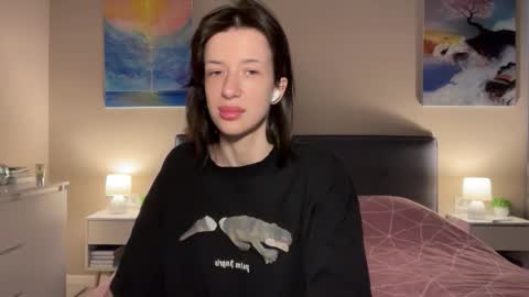 Bloom  online show from 10-08-25, 05:49