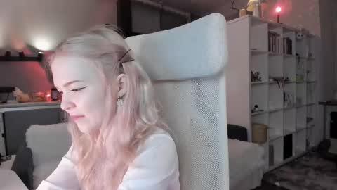 fairy_casey online show from 03-03-25, 02:26