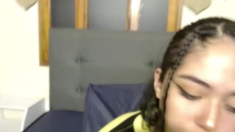 Marie online show from 09-11-25, 02:55