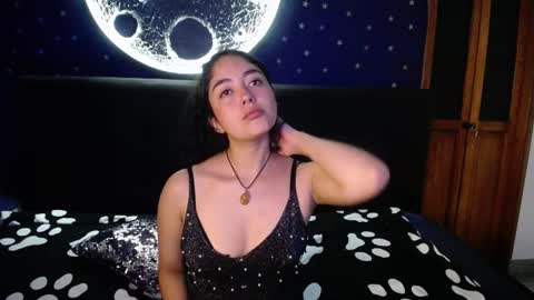 Snapshot of fairy_marie12 chatting on 11-04-25, 11:37 Marie online show from 11-04-25, 11:37