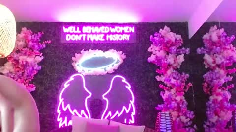 FAIRY online show from 02-18-25, 02:59