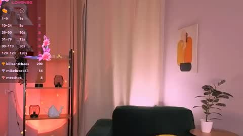 Snapshot of fairy_tara chatting on 04-18-26, 07:58 Tara online show from 04-18-26, 07:58