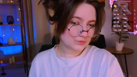 Snapshot of fairy_tara chatting on 04-22-26, 06:38 Tara online show from 04-22-26, 06:38