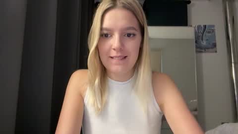 fairyflicker online show from 02-03-26, 01:49