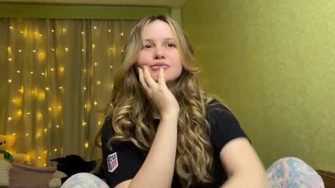 Ilona online show from 12-24-24, 02:12