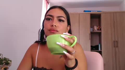 fairylatin online show from 12-06-24, 04:38
