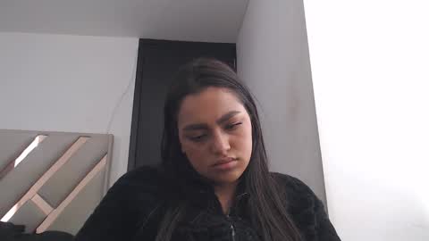 fairylatin online show from 10-27-25, 03:16