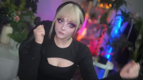 faith_chan online show from 10-10-25, 02:43