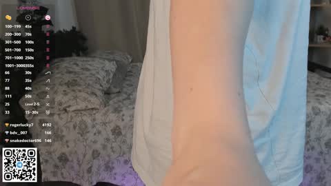 Emilia online show from 01-04-25, 10:16