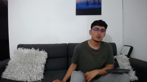 FallGays online show from 12-19-24, 01:50