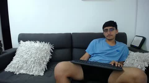 FallGays online show from 01-11-25, 01:48