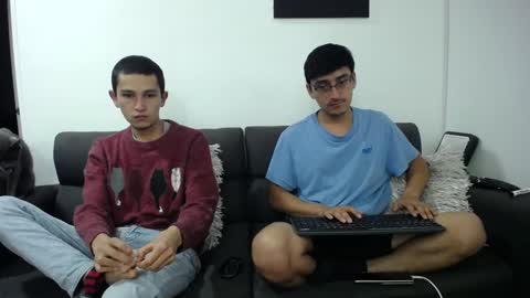 FallGays online show from 01-13-25, 12:41