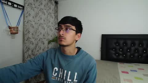 FallGays online show from 10-19-25, 10:43