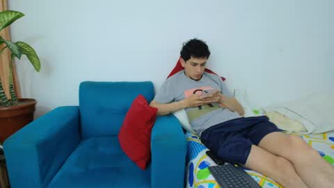 FallGays online show from 05-14-26, 02:40