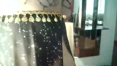 Snapshot of fallwithlove chatting on 02-23-26, 05:21 Love online show from 02-23-26, 05:21