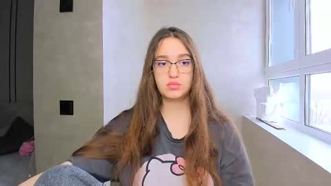 Snapshot of fancy_bunny chatting on 02-22-25, 10:18 fancy bunny online show from 02-22-25, 10:18