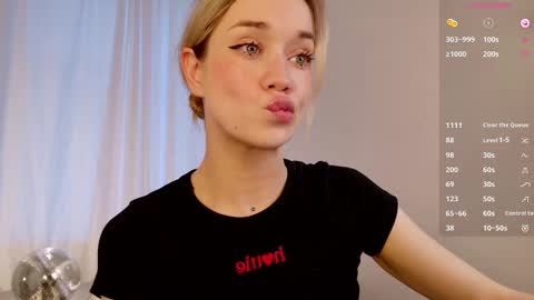 fancyamelia online show from 10-07-25, 01:19