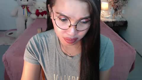 Snapshot of fancylaylaxx chatting on 01-13-25, 04:28 Layla online show from 01-13-25, 04:28