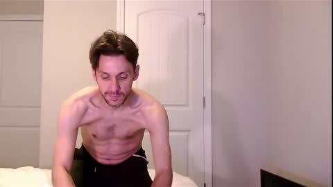 Snapshot of fanfriction chatting on 12-25-24, 02:03 Fan Friction online show from 12-25-24, 02:03