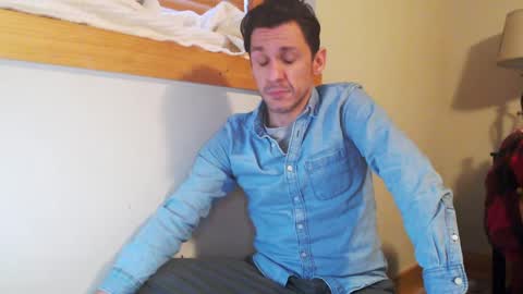 Snapshot of fanfriction chatting on 01-08-25, 07:03 Fan Friction online show from 01-08-25, 07:03