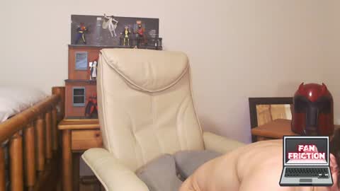 Snapshot of fanfriction chatting on 01-23-25, 05:45 Fan Friction online show from 01-23-25, 05:45