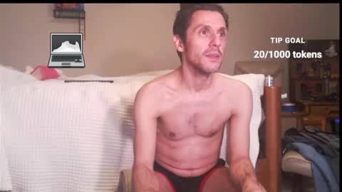 Snapshot of fanfriction chatting on 02-04-25, 01:56 Fan Friction online show from 02-04-25, 01:56