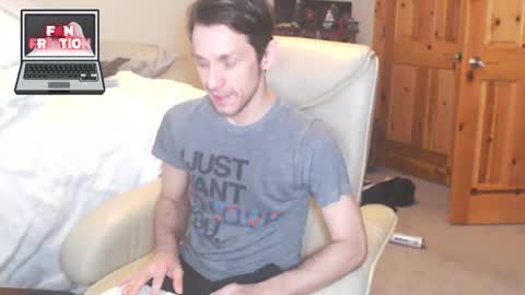 Snapshot of fanfriction chatting on 02-20-25, 03:41 Fan Friction online show from 02-20-25, 03:41