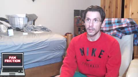 Snapshot of fanfriction chatting on 02-26-25, 07:20 Fan Friction online show from 02-26-25, 07:20