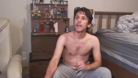 Snapshot of fanfriction chatting on 09-22-25, 10:39 Fan Friction online show from 09-22-25, 10:39