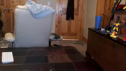 Snapshot of fanfriction chatting on 10-25-25, 04:24 Fan Friction online show from 10-25-25, 04:24