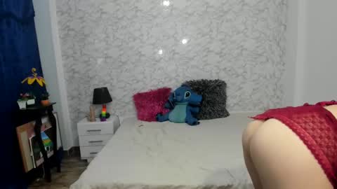 Snapshot of fanny_18 chatting on 03-06-25, 07:21 FANNY online show from 03-06-25, 07:21