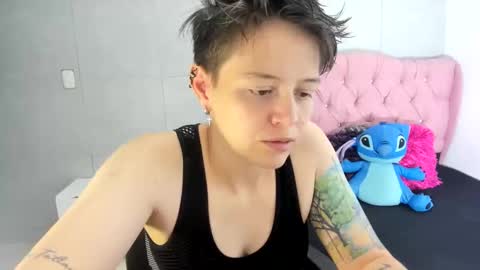 FANNY online show from 10-17-25, 02:26