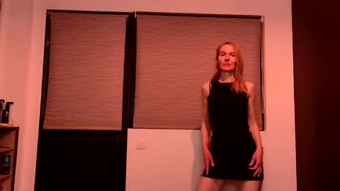 Fanny online show from 12-13-24, 05:00