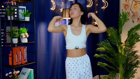Snapshot of fannygarland chatting on 01-21-25, 07:47 Eva online show from 01-21-25, 07:47