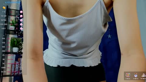 Snapshot of fannygarland chatting on 02-04-25, 07:07 Eva online show from 02-04-25, 07:07
