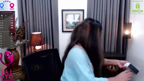 Snapshot of fantacyoflove chatting on 12-27-24, 10:05 YASI online show from 12-27-24, 10:05