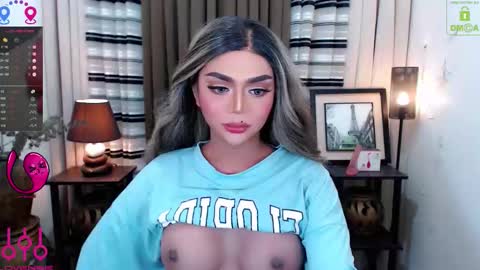 Snapshot of fantacyoflove chatting on 12-18-25, 07:53 YASI online show from 12-18-25, 07:53