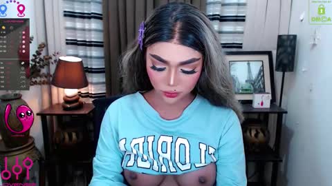 Snapshot of fantacyoflove chatting on 12-21-25, 09:44 YASI online show from 12-21-25, 09:44